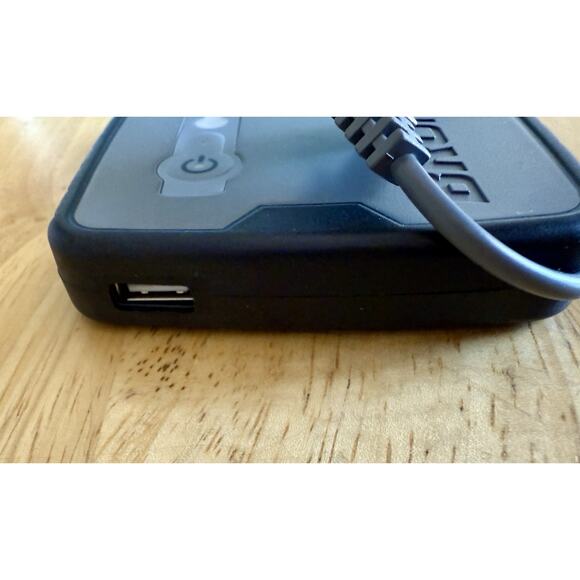 Brunton Portable Electronics Device‎ Charger (Gray) EUC - Picture 4 of 10
